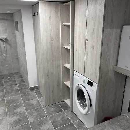 Apartment Economy *